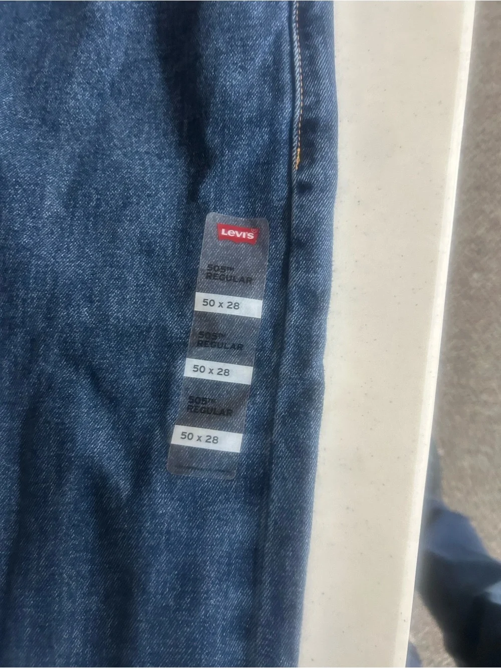 Levi's 505 Men's Dark Indigo Relaxed Jeans 50x28 Brand New